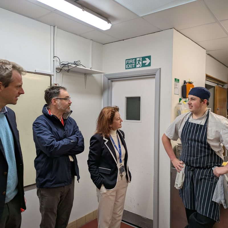 PXL 20251205 101141002 MP 1