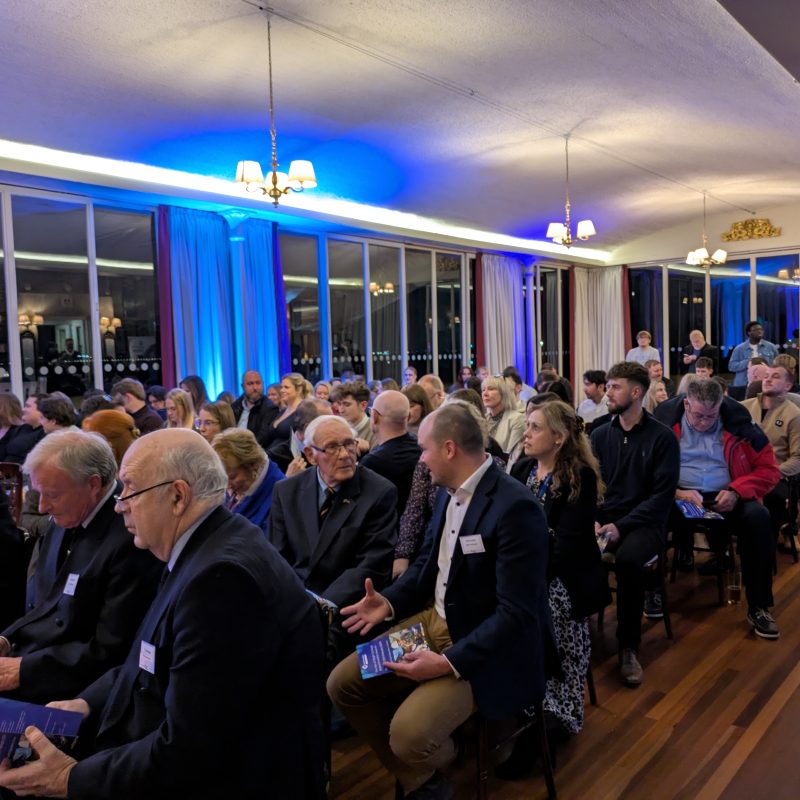 PXL 20260212 181624956 MP