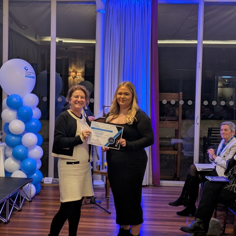 PXL 20260212 184414281 PORTRAIT ORIGINAL 1