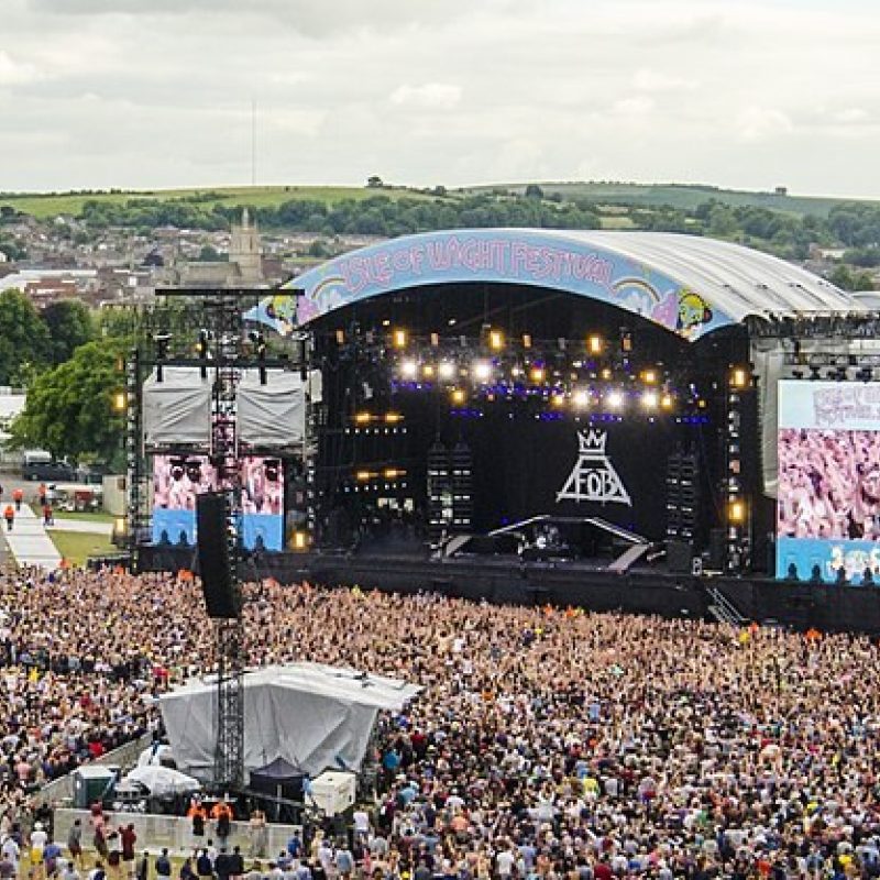 640px Liz Murray Photography Isle of Wight Festival 2014 Big Wheel View 09 main stage
